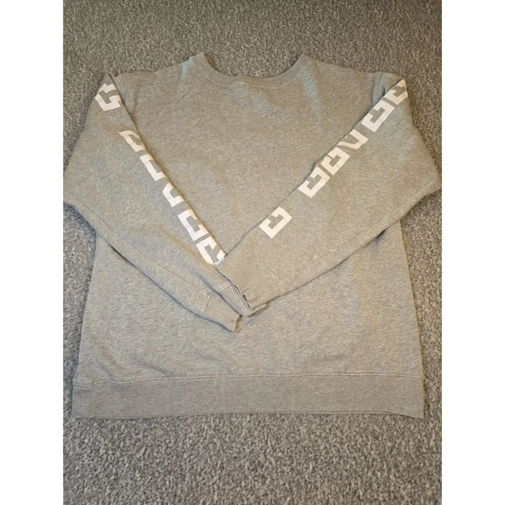 Victoria Secret Pink Sweater Medium